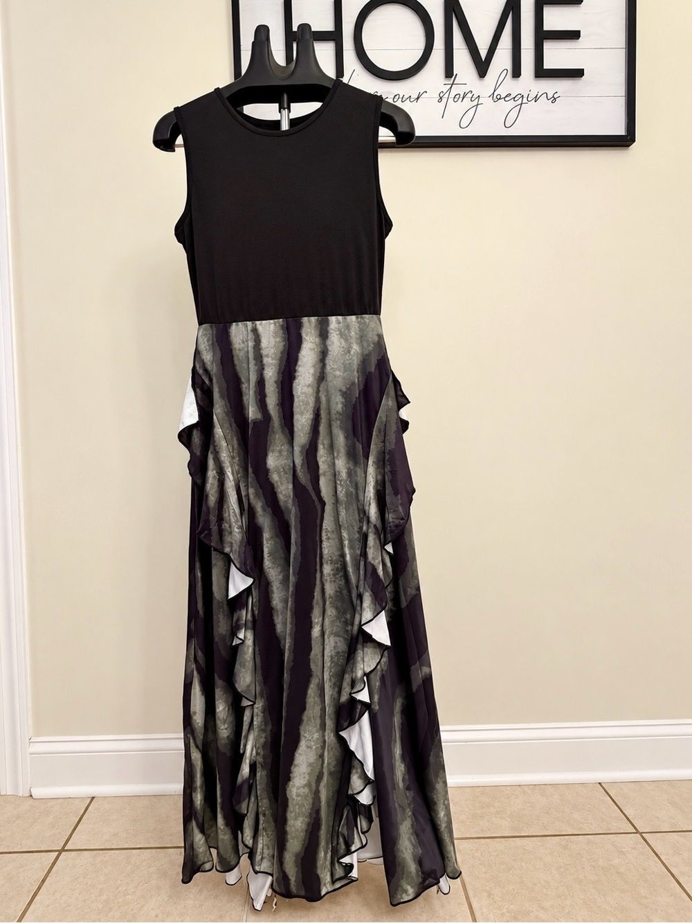 Women's Black & Green Abstract Ruffle Maxi Dress S Sleeveless Pullover
